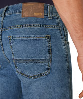 Pioneer Jeans Short in modischer Waschung | Inch Übergröße